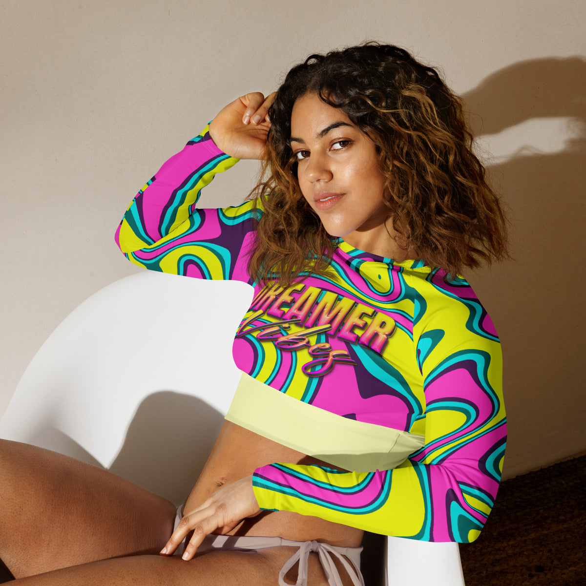 Latina Fashion- Latina Rocks Dreamer Vibes Long Sleeve Crop Top